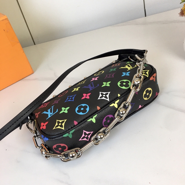 ルイヴィトンバッグ内部構造